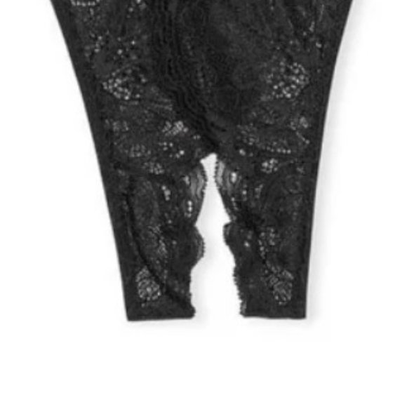 Victoria's secret very sexy shine strap bombshell Brazilian crotchless panty - Picture 4 of 9